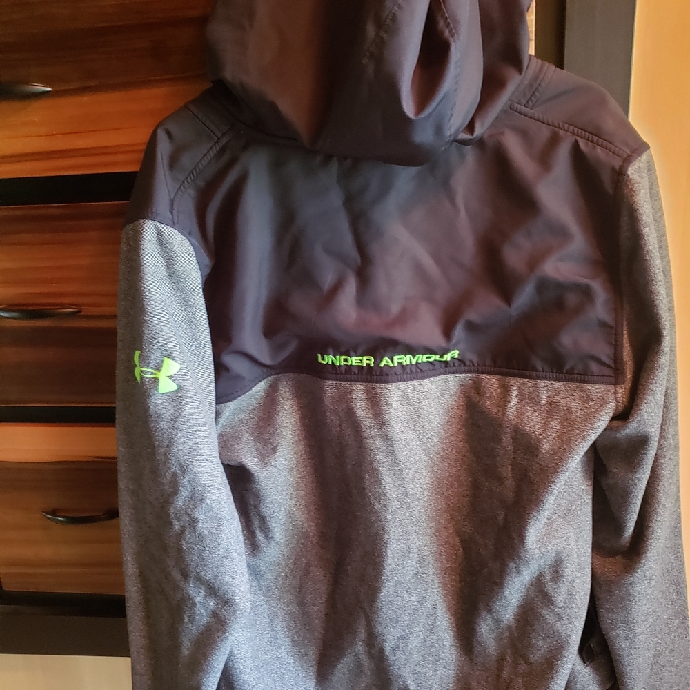 Under Armor Zip up Hoodie